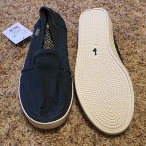 Sanuk shoes
